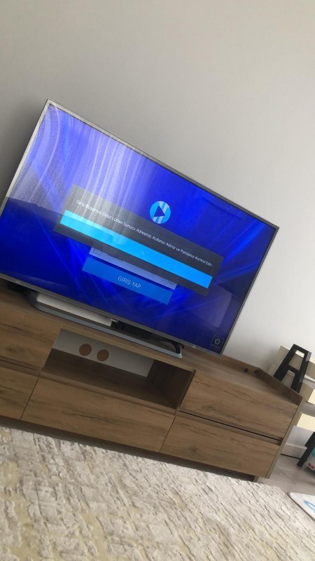 Televizyon Ekranınıza Yansıyan Işık Sorunu Nasıl Çözülür?