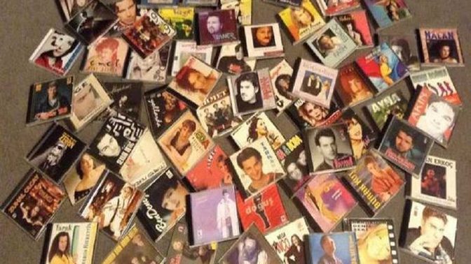 En sevdiğiniz 90’lar Türkçe şarkı nedir?