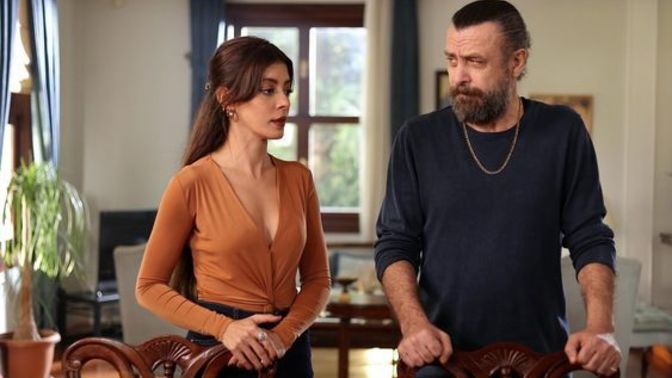 Eşim düğünde takılan altınlarla araba almak istiyor, evimizde eşyamız bile yok. Yaptığı bencillik değil mi?