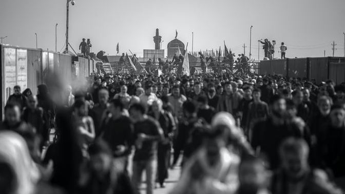 Toplum baskısıyla yapmak zorunda hissettiğiniz şeyler var mı?