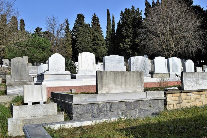 İstekli olgun erkeklerden hoşlanıyorum ama bana denk gelmiyor, nasıl bulurum?