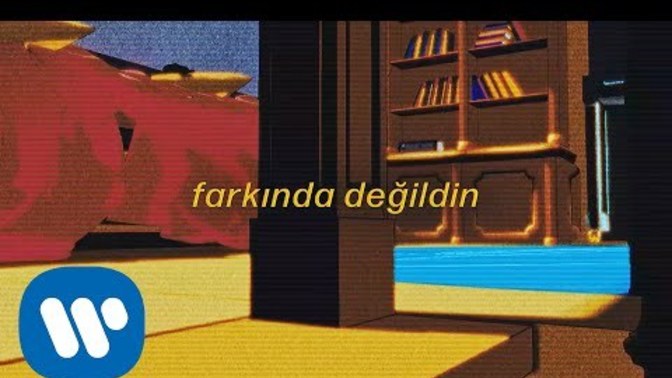 Şu gece hüznü denen şey bir tek bende mi oluyor ya?