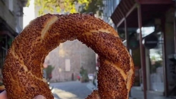 Sabah kahvaltısında simit mi poğaça mı tüketiyorsunuz?