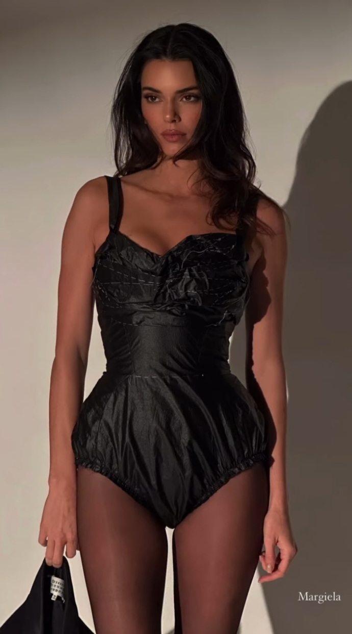 En seksi bulduğunuz Victoria's Secret meleği hangisi?