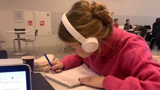 Üniversite okunanın hayatımıza ne gibi bir katkısı olur? Sevmediğimiz bir bölüm olsa bile okumalı mıyız?