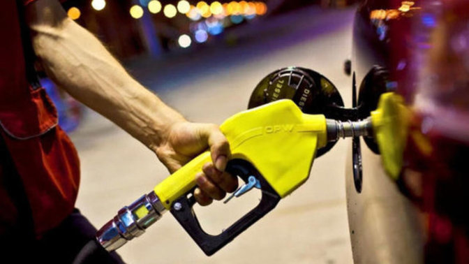 Motorine 1,15 TL zam gelmesi bekleniyor, litresi 40 TL'yi aşacak. Bu gidişle sene sonu ne kadar olur?
