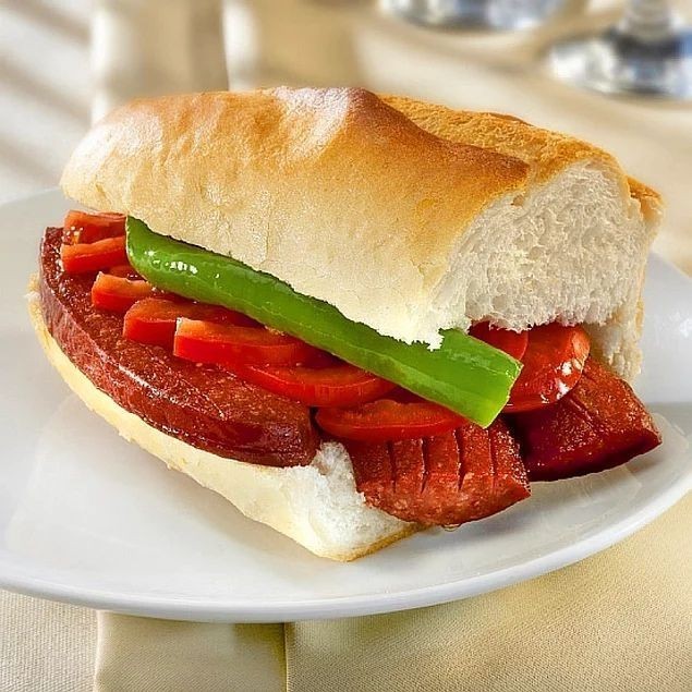 Mangalda sucuk ekmek sever misiniz?