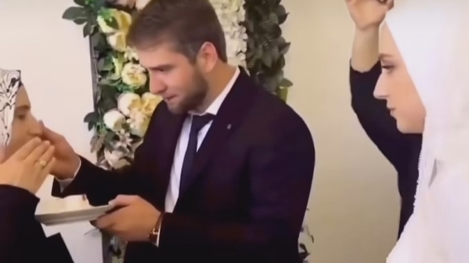 Damat ilk pastayı annesine yedirdi! Siz olsaydınız bu durumda ne yapardınız?