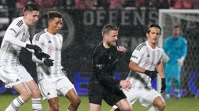 Beşiktaş, deplasmanda Pendikspor'a 4-0 mağlup oldu! Maçı nasıl buldunuz?
