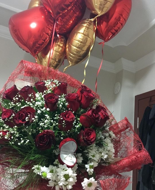 Ben bugün evet dedim🙈💍Çiçeğim ve yüzüğüm nasıl?