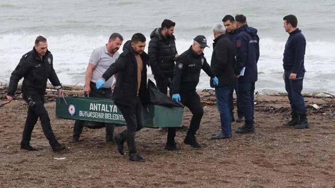 Antalya sahilde son 5 günde 6 ceset kıyıya vurdu! Düşünceleriniz neler?