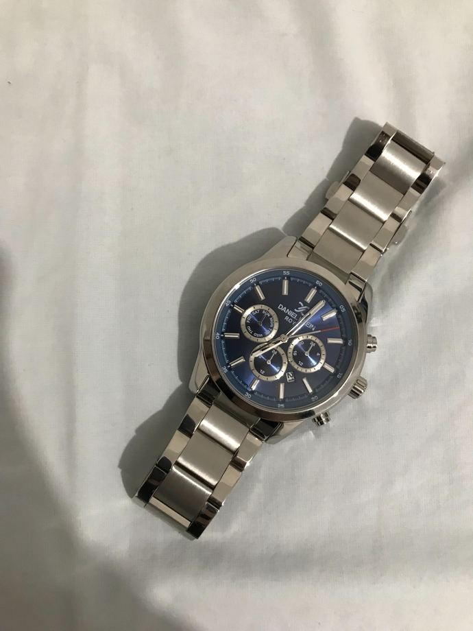 Erkek arkadaşıma saat beğendim, 1.400 TL. Güzel mi sizce?