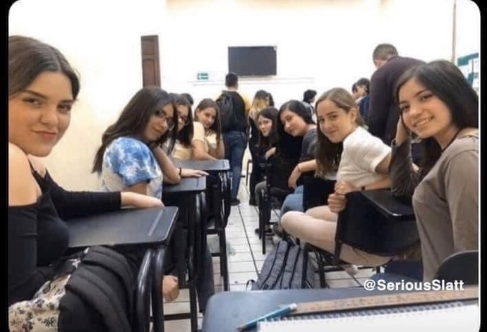 Fazla dikkat çeken biriyle birlikte olur musunuz?