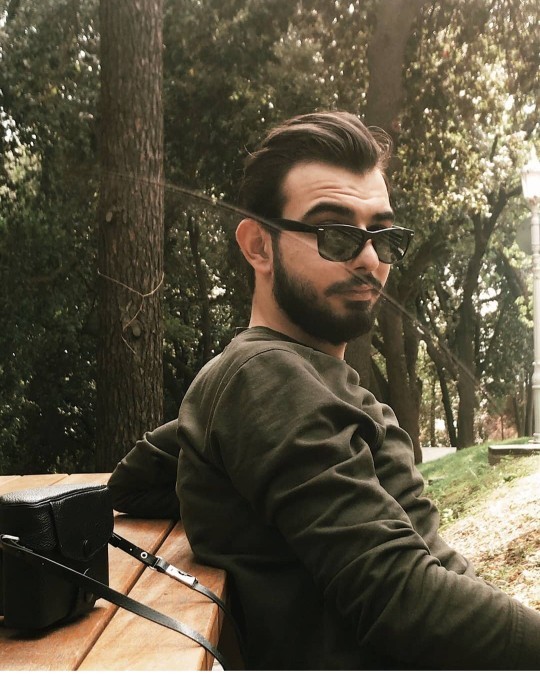 Beyaz ten mi bronz ten mi hoş duruyor?