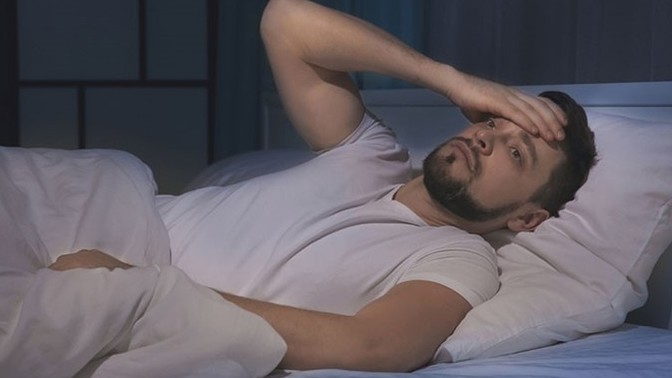 Geceleri uyku isteksizliği neden olur?
