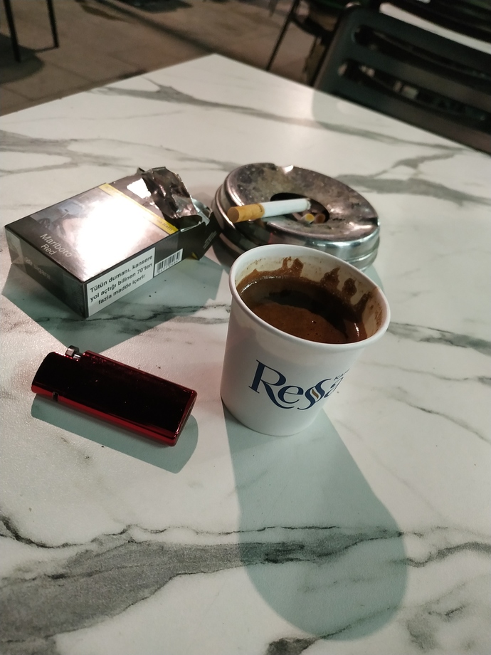 Gece acikmalarinda ne yer icersiniz?