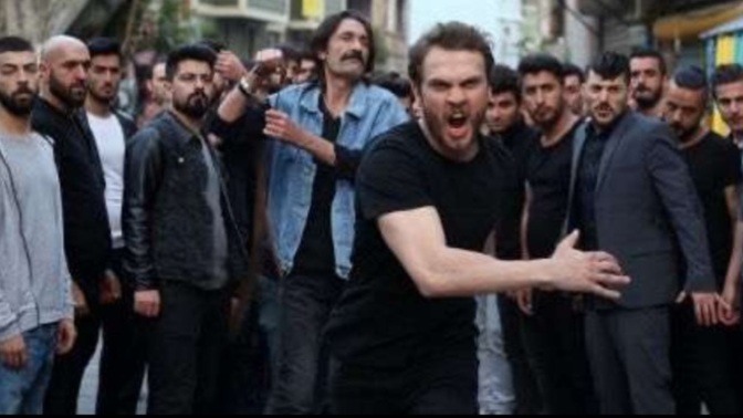 En yakın arkadaşınız sizi kavgaya çağırsa gidermisiniz?