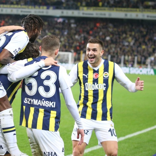 Süper ligde en çok yakışıklı futbolcusu olan takım?