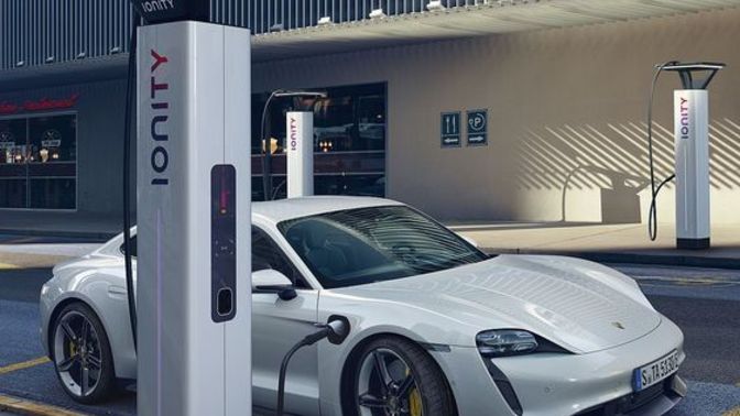 Elektrikli arabalar ilginizi çekmeyi başardı mı?