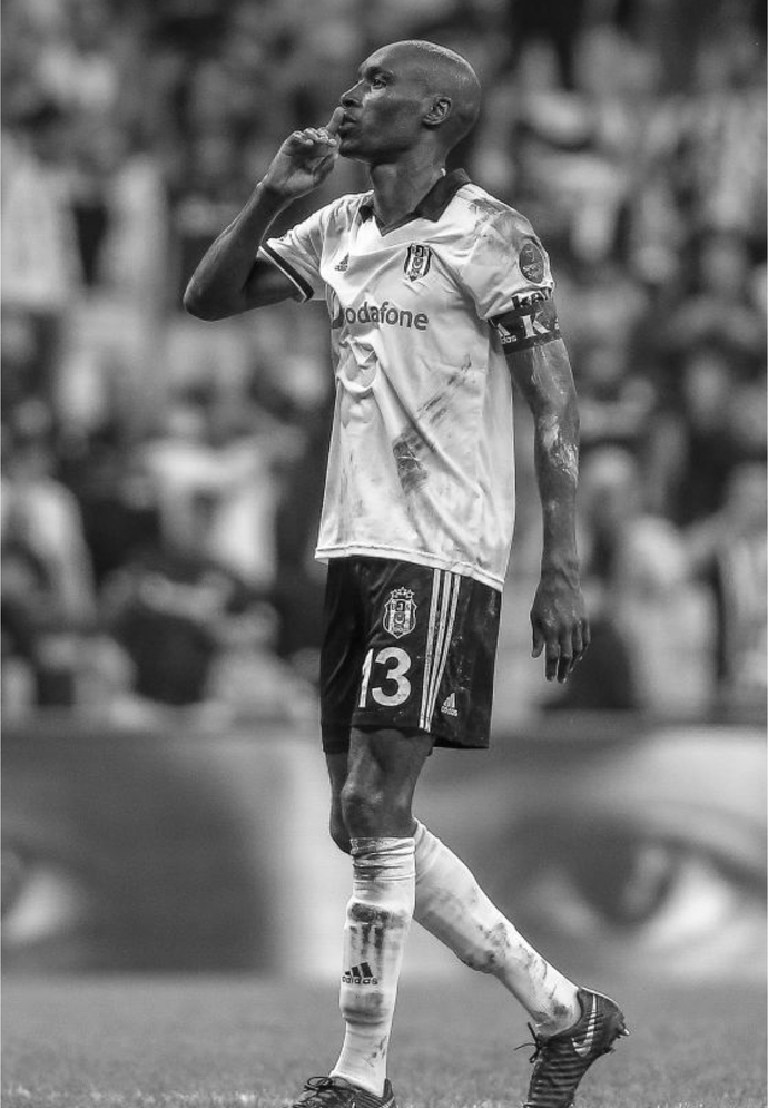 Beşiktaş fanatiği bir çocuktum dksksjj