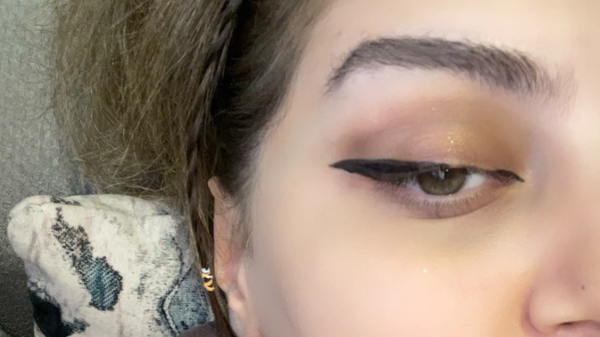 Eyeliner çok mu abartı sizce?