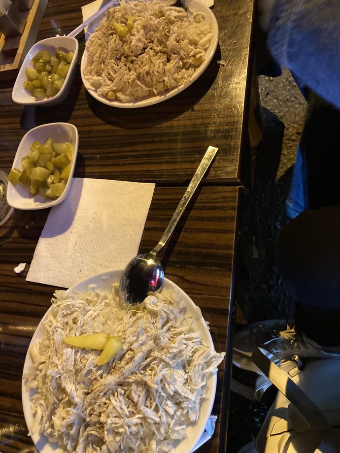 Şu an onunla nerde ne yemek isterdin?