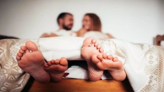 Bakire olmayan bir kızla bilmeden evlenseniz, gerdek gecesinde bakire olmadığını anlarsınız, ne yapardınız?