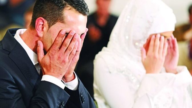 Dini nikah kıyıp yaşadıktan sonra resmi nikah kıymak daha mantıklı mı?