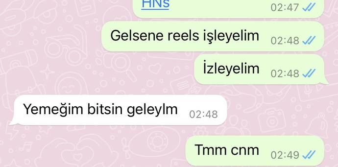 Ev ahalisi ile evdeyken de mesajlaşıyor musunuz?
