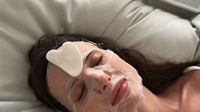 Karma cilt için güneş kremi önerebilir misiniz?