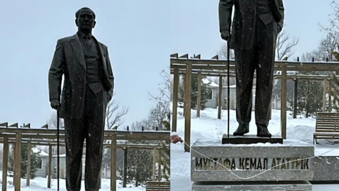 Kazakistan'ın Almatı şehrinde Atatürk Parkı açıldı. Gezmek ister miydiniz?