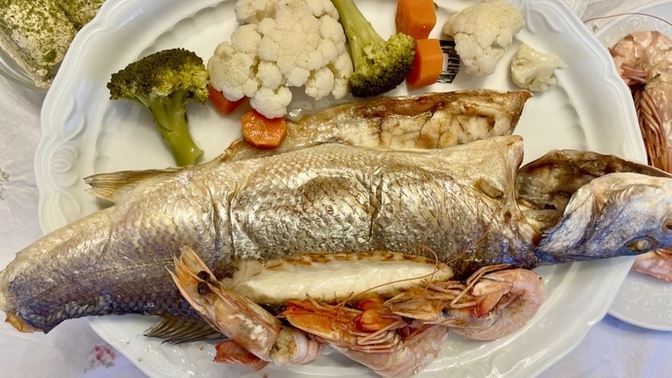 Deniz ürünlerini 🐟 sever misin? En sevdiğin deniz ürünü hangisi? Et 🥩 mi, balık 🐟 mı tercih edersin?