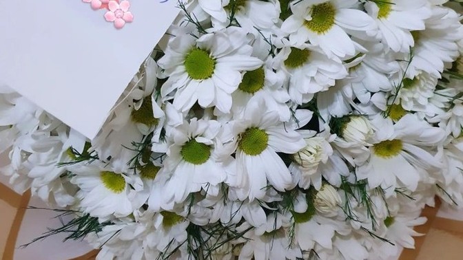 Doğum günümde yanımda olmayanları silmeli miyim?