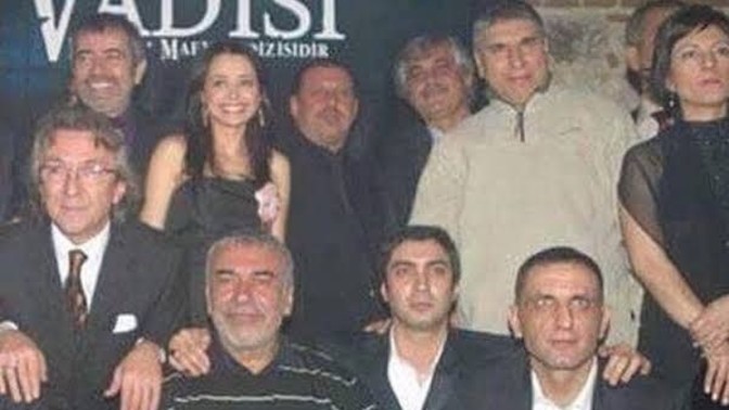 Kurtlar Vadisi dizisinde en sevdiğiniz karakter hangisidir?
