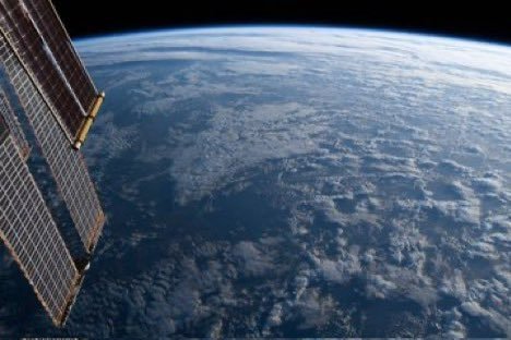 Astronot Alper Gezeravcı, uzay istasyonundan Dünya’yı çektiği bir fotoğraf paylaştı! Yerinde olmak ister miydiniz?