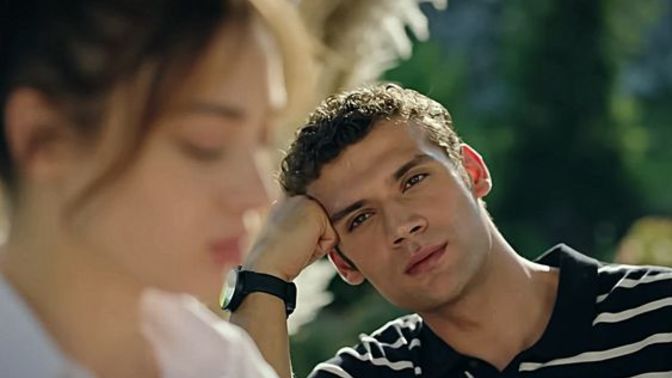 Lisedeki aşklar mı daha uzun sürer, üniversitedeki mi?