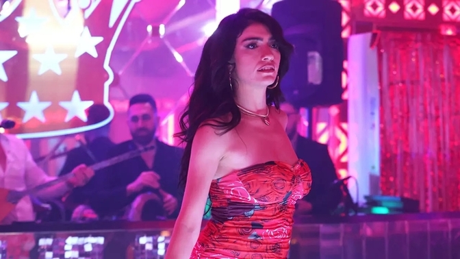 Dilber'in elbisesini aldım ama babam giymeme izin vermiyor😔 Ne yapacağım?