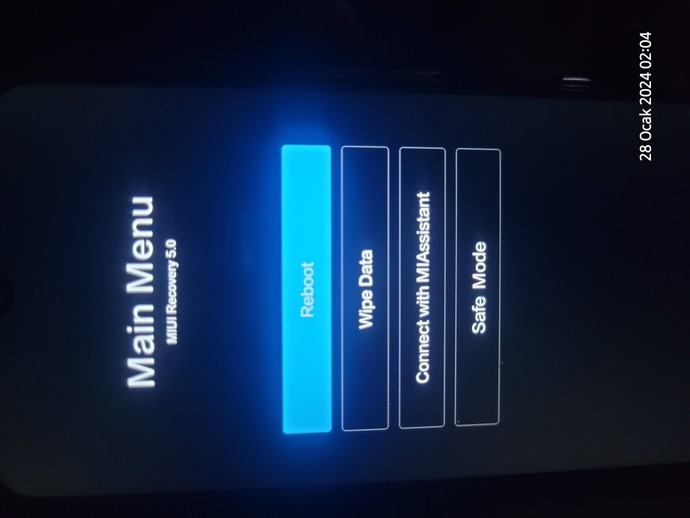 Xiaomi telefonum fabrika ayarlarında kilitlendi yardım eder misiniz?