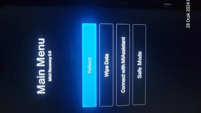 Xiaomi telefonum fabrika ayarlarında kilitlendi yardım eder misiniz?