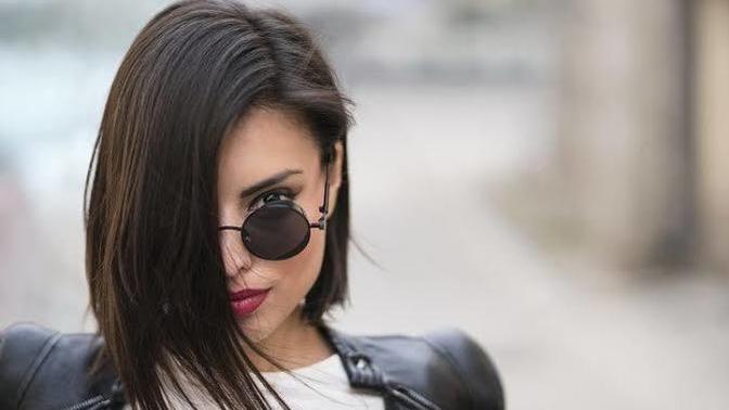 Bir tarafı uzun bir tarafı kısa saç modelini nasıl buluyorsunuz?