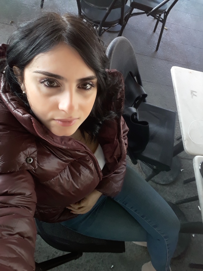 Sizce saç rengim yüzüm ve gözlerimle uyumlu mu saç rengimde değişiklik yapmayı düşünüyorum ama cesaret edemiyorum?