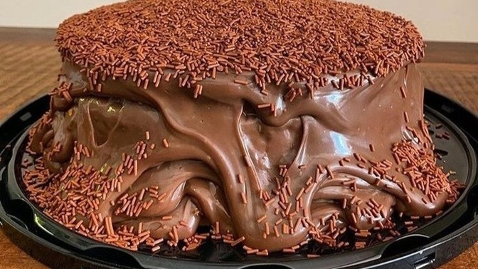 Çikolatalı pasta, tatlı sevmeyen var mı?