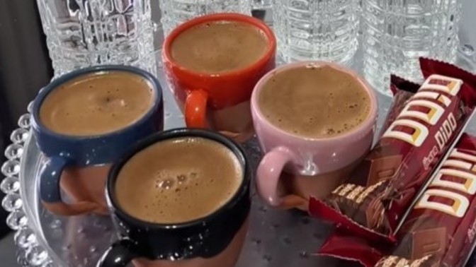 Akşam kahvesinin yanına ne yakışır?