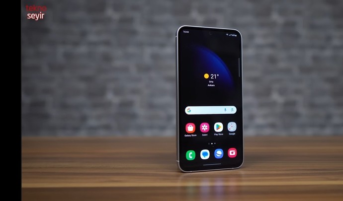 Samsung Galaxy S23 Fe almaya değer mi sizce?
