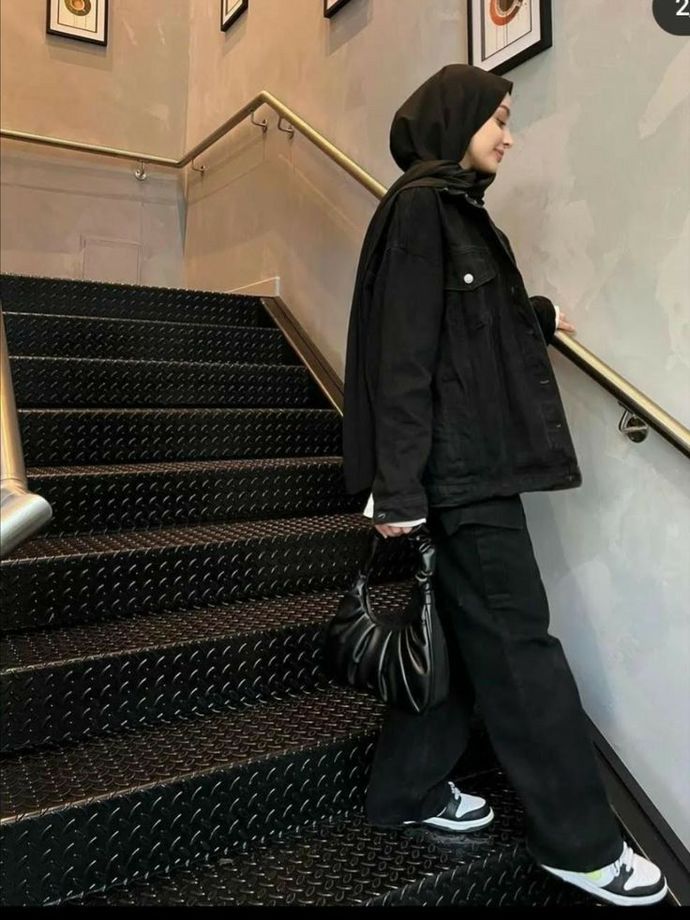 Kapalı kızlara karşı hep bir mesafeliyim doğru mu bu yaptığım?