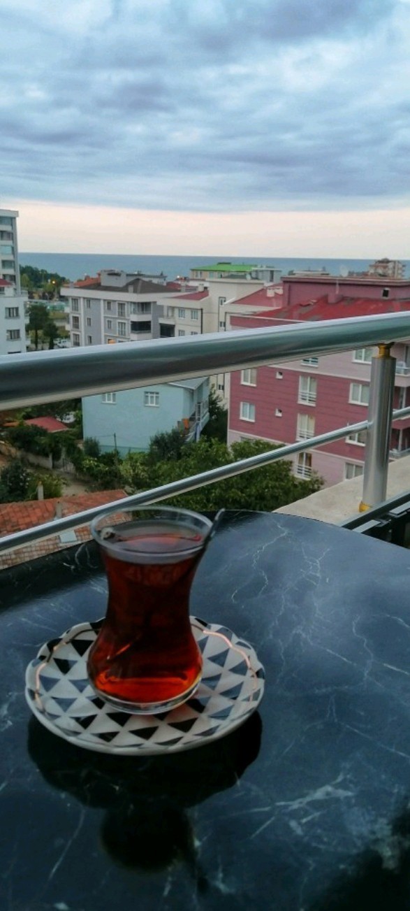 Sabah çay mı, kahve mi? Hangisini tercih edersiniz?