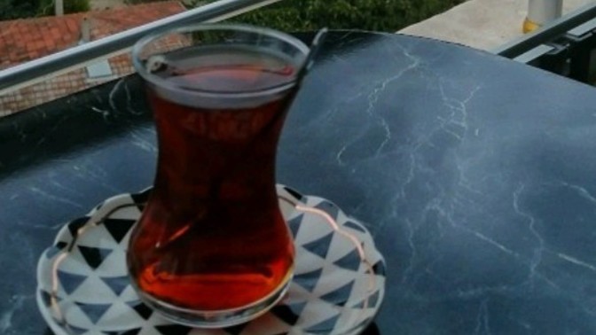Sabah çay mı, kahve mi? Hangisini tercih edersiniz?