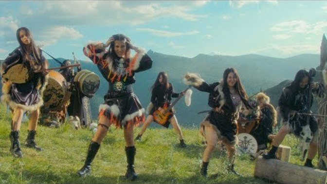 Ben bunu niye izliyorum dediğiniz müzik klibi hangisi?