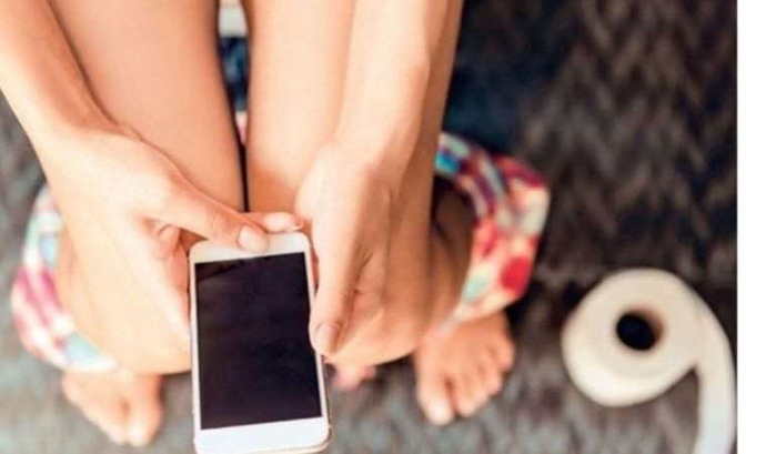 Lavaboya telefonla giriyor musunuz?