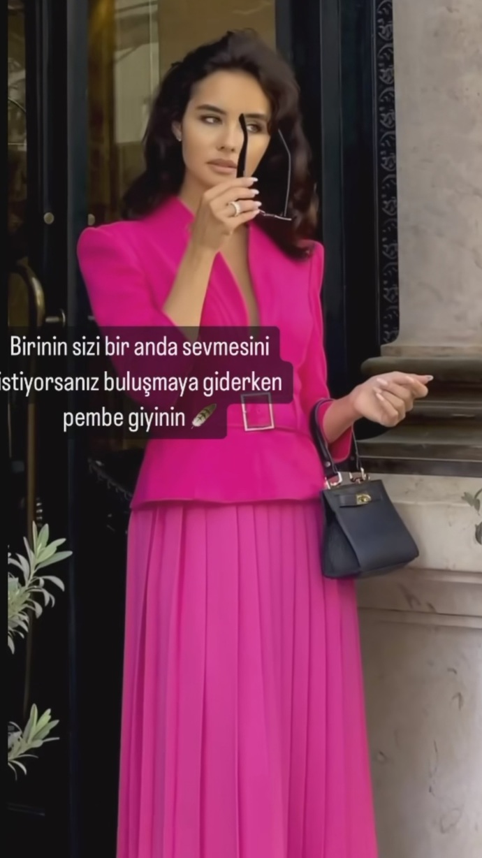 Buluşmaya giderken ne renk tercih edersiniz?